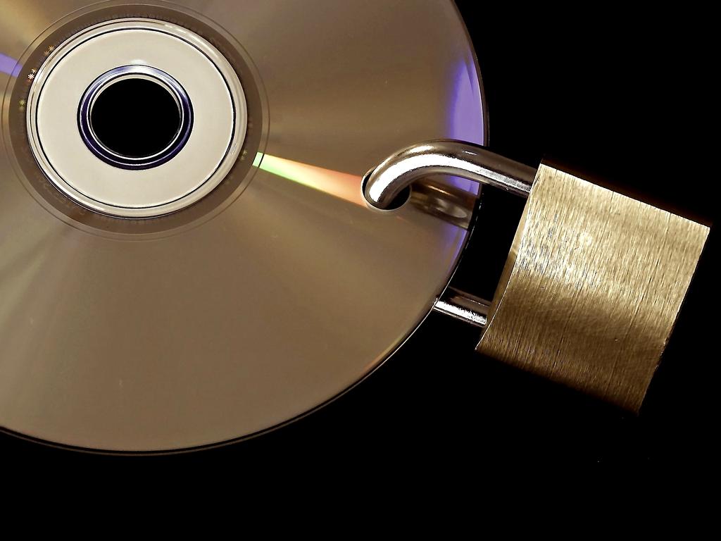 Secure photo backup service with encrypted cloud storage